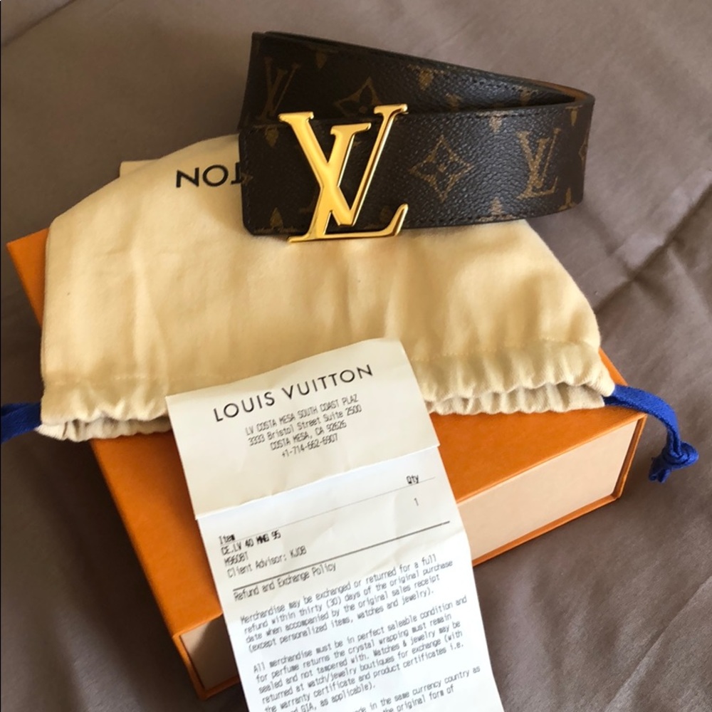 🍀Louis Vuitton belt 100% authentic with receipt
